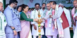 झारखंड विधानसभा में वन महोत्सव, CM सोरेन ने किया पौधारोपण