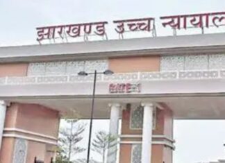रांची में 12 फीट से नीचे के होर्डिंग पर हाईकोर्ट का बड़ा आदेश