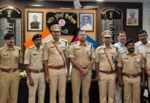 रांची SSP ने पदोन्नत पुलिसकर्मियों को किया सम्मानित