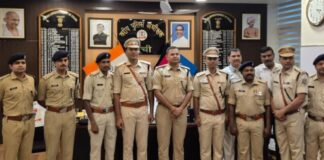 रांची SSP ने पदोन्नत पुलिसकर्मियों को किया सम्मानित