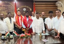 रांची में दुर्गा पूजा की तैयारियां शुरू, DC से मिले पूजा समिति के सदस्य
