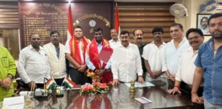 रांची में दुर्गा पूजा की तैयारियां शुरू, DC से मिले पूजा समिति के सदस्य