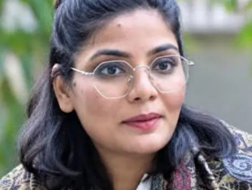 नेहा सिंह राठौर मामले में NCW सख्त, 15 दिन में देनी होगी रिपोर्ट