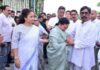 दीपिका पांडेय की बेटी युविका के ब्रह्मभोज में पहुंचे CM हेमंत, नम आंखों से दी श्रद्धांजलि