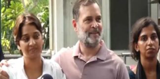 NSUI छात्राओं का दावा, ‘मेरी शेरनी’ कहकर राहुल गांधी ने बढ़ाया हौसला